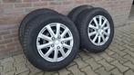 Banden Qashqai Vivaro Primastar Juke Duster Captur 215/65/16, Auto-onderdelen, Ophalen, 16 inch, Banden en Velgen, Winterbanden