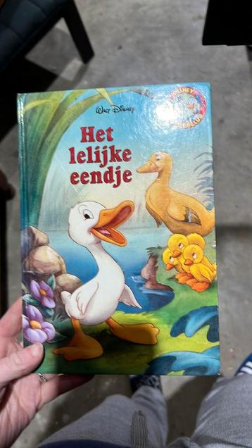 Verschillende kinder boeken  beschikbaar voor biedingen