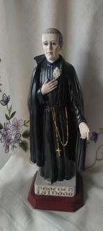 1024 Beeld van de Heilige Isidoor - porselein NECA, Ophalen of Verzenden, Zo goed als nieuw, Beeld(je), Christendom | Katholiek