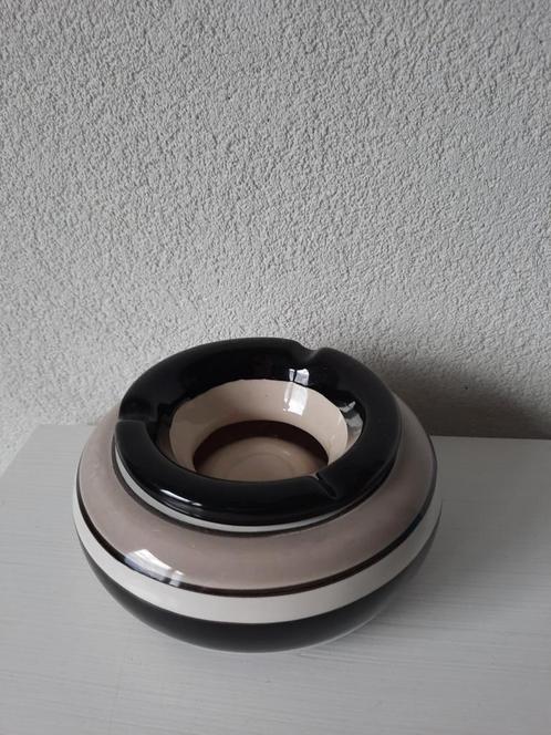 Mooie Decoratieve Asbak van aardewerk, Huis en Inrichting, Overige Huis en Inrichting, Zo goed als nieuw, Ophalen of Verzenden