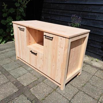 Buiten keuken . beschikbaar voor biedingen