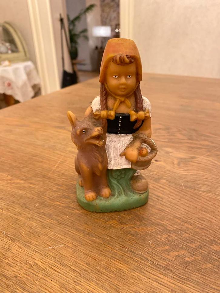 Roodkapje en de Wolf rubber figuur, Antiek en Kunst, Antiek | Speelgoed, Ophalen of Verzenden