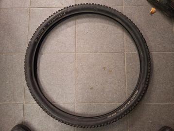 Buitenband mtb beschikbaar voor biedingen