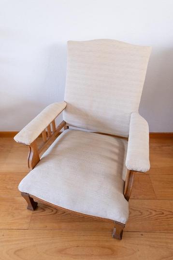 Antieke Fauteuil/Leesstoel beschikbaar voor biedingen