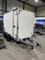 geremde gesloten aanhangwagen, Ophalen, Nieuw