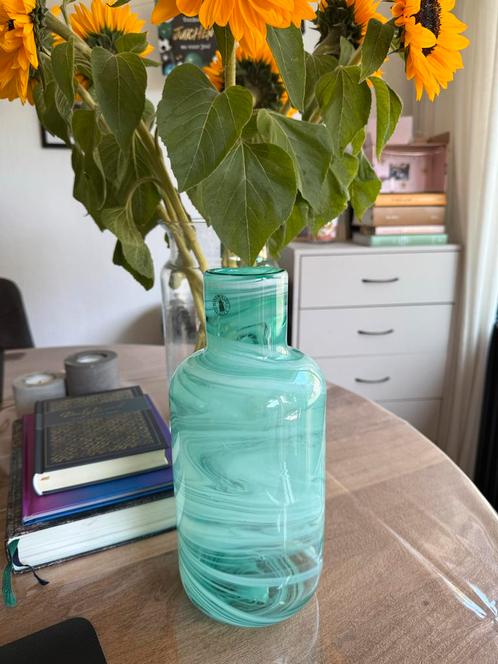 Turquoise Glazen Vaas met Swirl Patroon - Handgemaakt Uniek, Antiek en Kunst, Antiek | Vazen, Ophalen of Verzenden