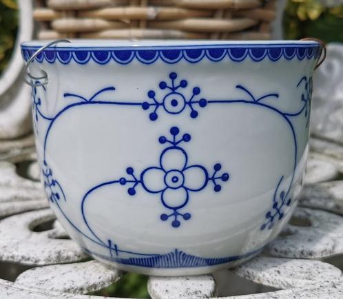 Indian blue bloempot wit blauw, past bij Winterling en Jäger, Tuin en Terras, Bloempotten, Zo goed als nieuw, Aardewerk, Binnen