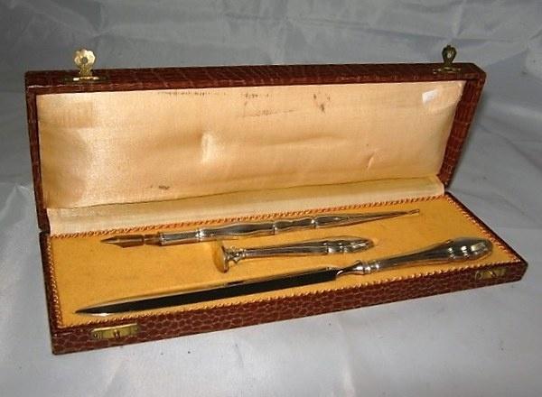 Prachtige antieke schrijfset in zilver met etui (7455), Antiek en Kunst, Curiosa en Brocante, Ophalen