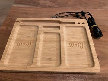 Walter Laadstation - voor 2 Telefoons beschikbaar voor biedingen