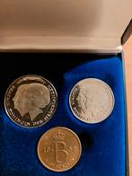 Herdenkingsmunten troonswisseling Juliana en Beatrix, Ophalen of Verzenden, Koningin Juliana, 2½ gulden, Setje