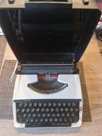 Te koop zeer mooie werkende Brother type machine in koffer, Diversen, Typemachines, Ophalen, Zo goed als nieuw