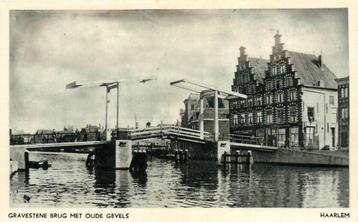 (388-097-005) Haarlem Gravestene brug met oude gevels beschikbaar voor biedingen
