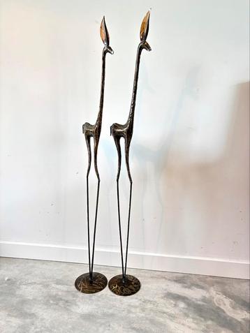 Set vintage metalen giraffesculpturen (94 cm) beschikbaar voor biedingen