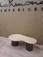 salontafel travertin organisch Douglas van Richmond Interior, Huis en Inrichting, Tafels | Salontafels, Ophalen, Nieuw, 50 tot 100 cm