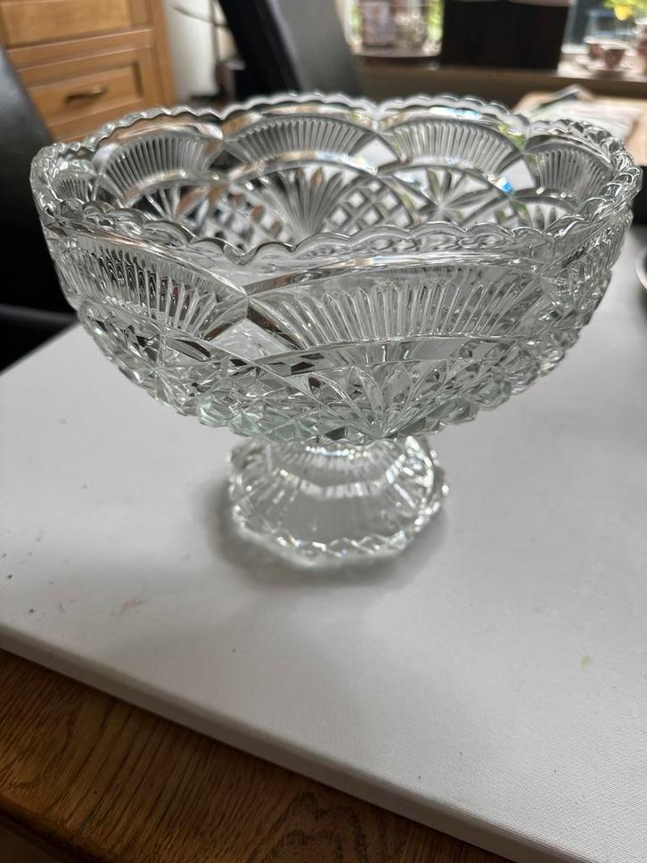 Kristallen fruitschaal op voet, Antiek en Kunst, Antiek | Glas en Kristal, Ophalen of Verzenden