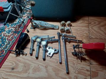 Drumspul tomhouder, pedaal, Pearl, woodblock, cowbell beschikbaar voor biedingen