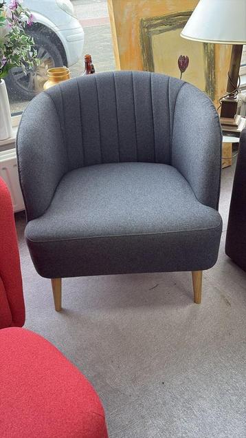 zeer nette zo goed als nieuwe Fauteuil beschikbaar voor biedingen