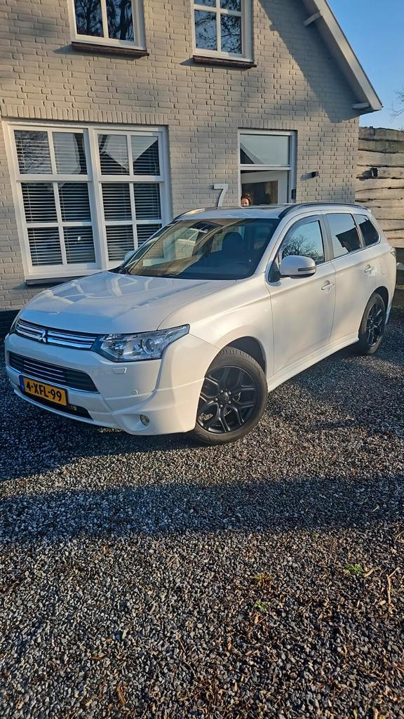 Mitsubishi Outlander 2.0 Dohc Mivec Phev 203pk 4WD CVT 5P, Auto's, Mitsubishi, Particulier, Outlander, 4x4, ABS, Achteruitrijcamera