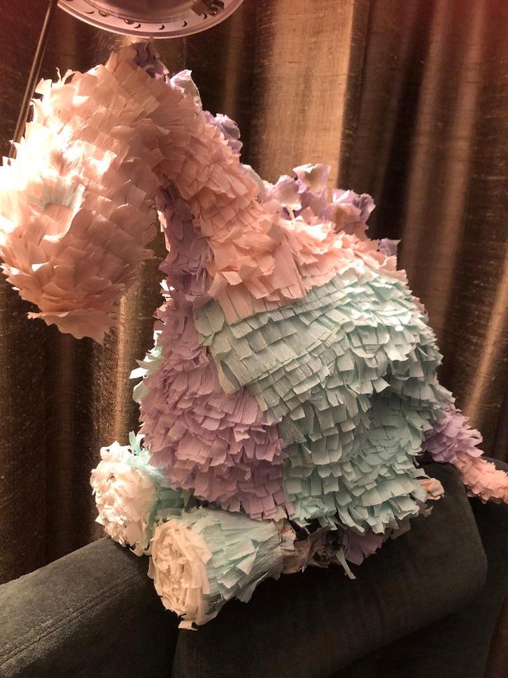 Surprise Dinosaurus kant en klaar / Pignatta / Pinata Adelft, Diversen, Sinterklaas, Gebruikt, Ophalen of Verzenden