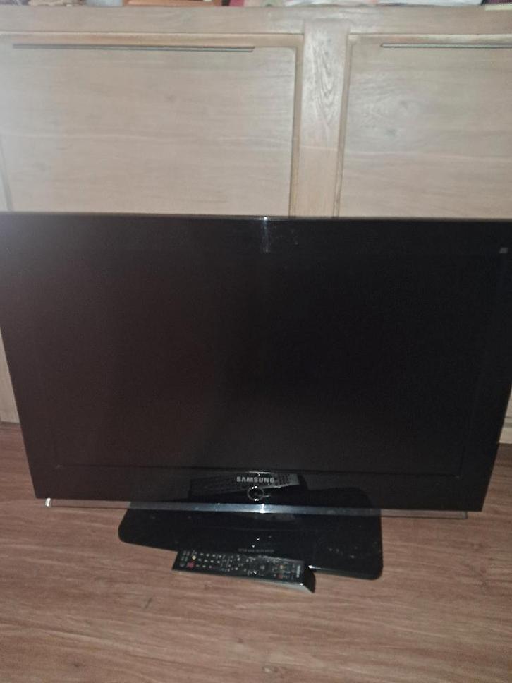 Tv Samsung 32 inch, Audio, Tv en Foto, Televisies, Gebruikt, LCD, 80 tot 100 cm, Samsung, 50 Hz, Ophalen