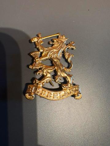 Vintage Nederlandse leeuwenspeld ,patriottisch souvenir beschikbaar voor biedingen