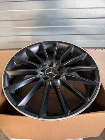 Originele AMG Velgen 19 inch - Schadevrij! beschikbaar voor biedingen