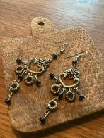 Vintage oorbellen, Ophalen of Verzenden, Gebruikt, Overige materialen