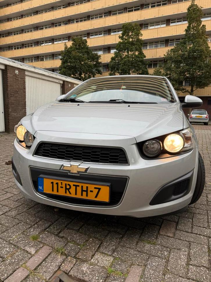Chevrolet Aveo 1.2 5-DEURS 2011 Grijs, Auto's, Chevrolet, Particulier, Aveo, Achteruitrijcamera, Airbags, Airconditioning, Android Auto
