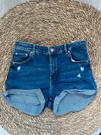 Korte broek Bershka maat 40, Kleding | Dames, Spijkerbroeken en Jeans, Blauw, W30 - W32 (confectie 38/40), Ophalen of Verzenden