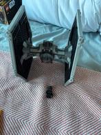 Lego Tie fighter met tie pilot 9492, Ophalen of Verzenden, Zo goed als nieuw