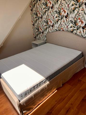 RÄMNEFJÄLL Bed + VESTERÖY Mattress + LURÖY Base – €180 beschikbaar voor biedingen