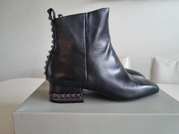 Supermooie zacht leren boots van Mace. Nieuw, mooi leer. beschikbaar voor biedingen