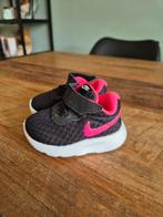 Nike schoentjes maat 17 zgan, Ophalen of Verzenden, Zo goed als nieuw, Schoentjes