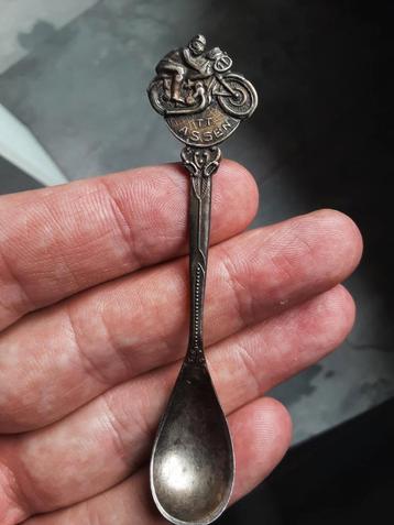 TT assen zilveren lepel beschikbaar voor biedingen