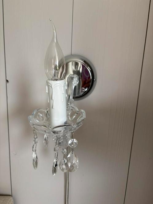 Kroonluchter wandlamp 2 stuks nette staat, Huis en Inrichting, Lampen | Kroonluchters, Zo goed als nieuw, Glas, Kunststof, Metaal