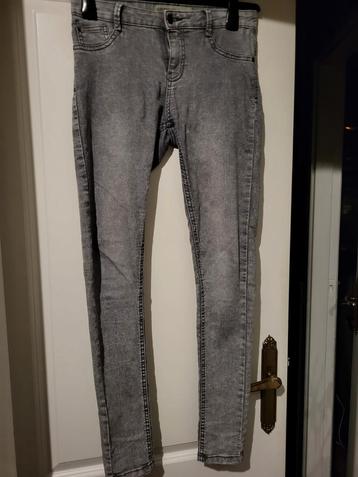 Grijze Legging Jegging Maat 38 beschikbaar voor biedingen