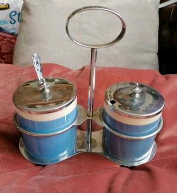 Vintage Jamduo met blauwe potjes en 1 lepel nog erbij.
 beschikbaar voor biedingen