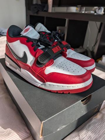 Air Jordan Sneakers Maat 45 beschikbaar voor biedingen