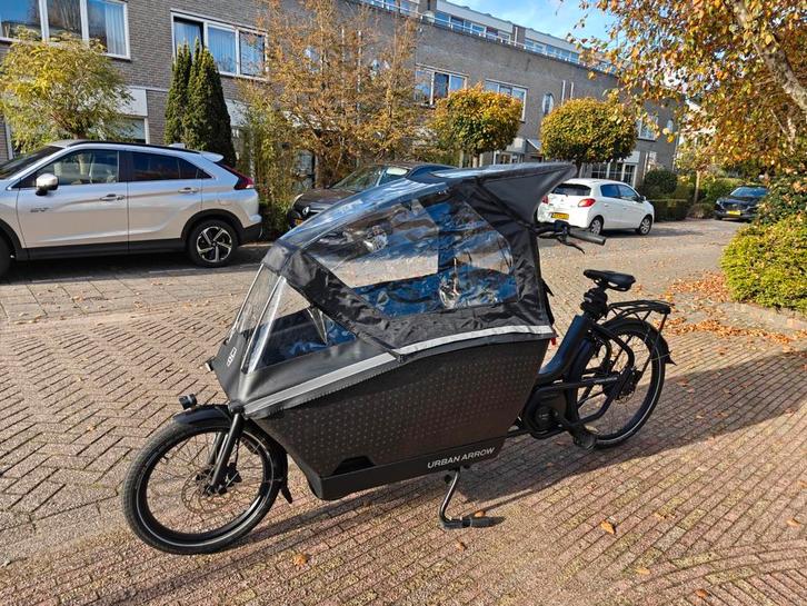 Urban Arrow active line plus - met veel accessoires, Fietsen en Brommers, Fietsen | Bakfietsen, Elektrisch, Huif, Ophalen