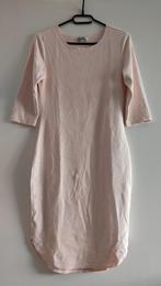 Lichtroze Suede Lulu Love jurk maat S, Maat 38/40 (M), Ophalen of Verzenden, Zo goed als nieuw, Knielengte