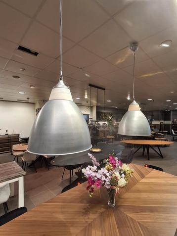 Nieuwe By-Boo industriële hanglamp metaal hout accent €95 beschikbaar voor biedingen