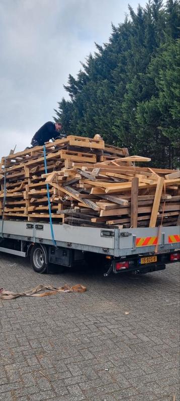 Haardhout gratis  beschikbaar voor biedingen