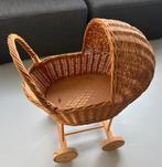 Rieten kinderwagen, Kinderen en Baby's, Speelgoed | Poppen, Ophalen, Gebruikt, Babypop