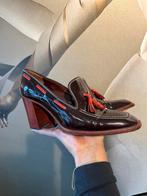 Tod’s hakken wijnrood lakleer mt 39, Tod's, Tod's, Ophalen of Verzenden, Zo goed als nieuw