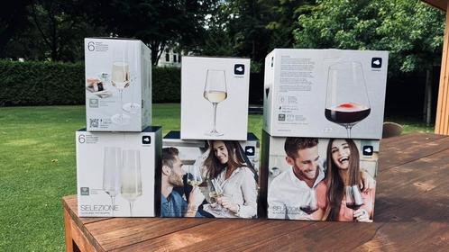 Leonardo Selezione rode / witte / champagne glazen 54 stuks, Huis en Inrichting, Keuken | Servies, Nieuw, Glas of Glazen, Effen
