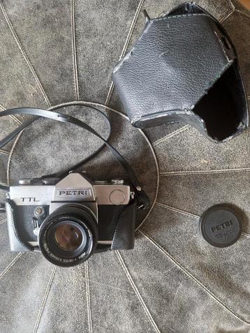 Petri TTL spiegelreflex Vintage Camera beschikbaar voor biedingen