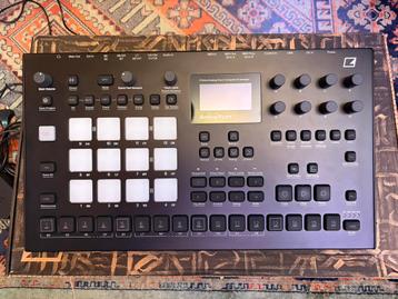 Elektron Analog Rytm MK2 Black (+decksaver) beschikbaar voor biedingen