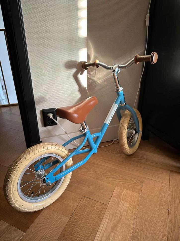Veloretti Mini Loopfiets - Blauw, Kinderen en Baby's, Speelgoed | Buiten | Voertuigen en Loopfietsen, Zo goed als nieuw, Loopfiets