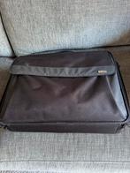 Fargus laptop tas, Computers en Software, Laptoptassen, Ophalen of Verzenden, 17 inch of meer, Zo goed als nieuw