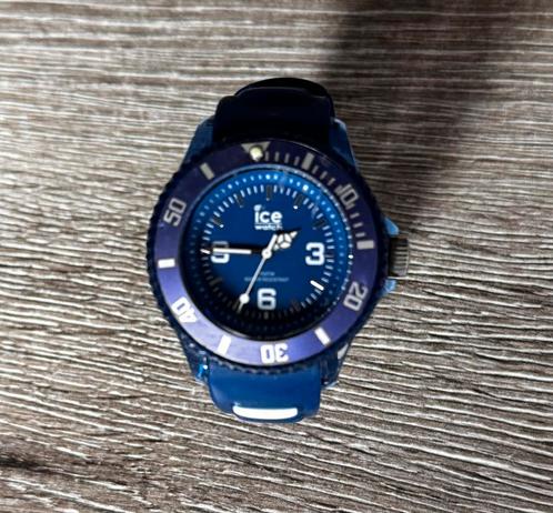 Ice watch jongens horloge, Sieraden, Tassen en Uiterlijk, Horloges | Kinderen, Zo goed als nieuw, Jongen of Meisje, Blauw, Ophalen of Verzenden